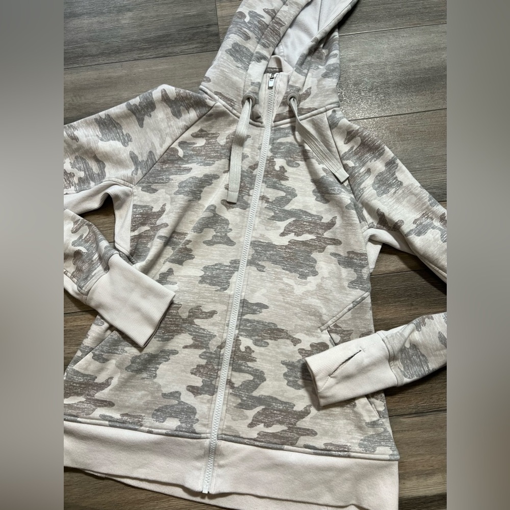 Athleta Camo Full Zip Sweater with Hood- Medium‎